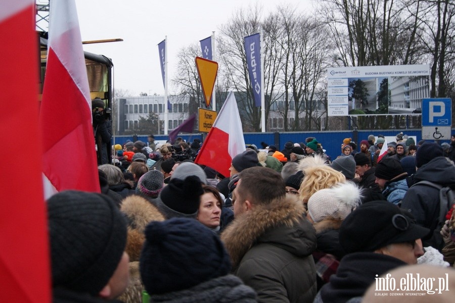 Protest przed Sejmem RP o wolne media - 17.12.2016, fot. 26