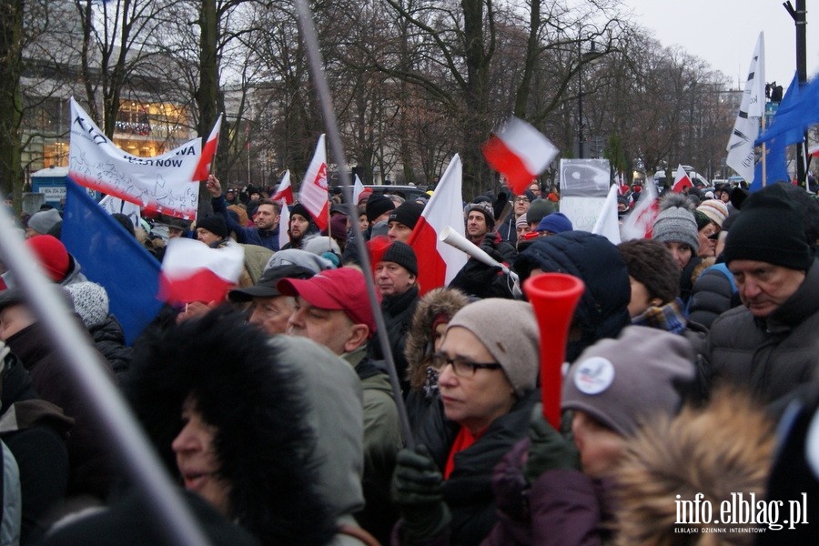 Protest przed Sejmem RP o wolne media - 17.12.2016, fot. 34