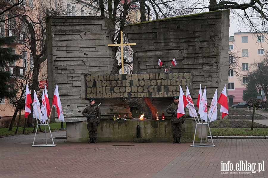 Elblag uczci 46 rocznic masakry grudniowej, fot. 1