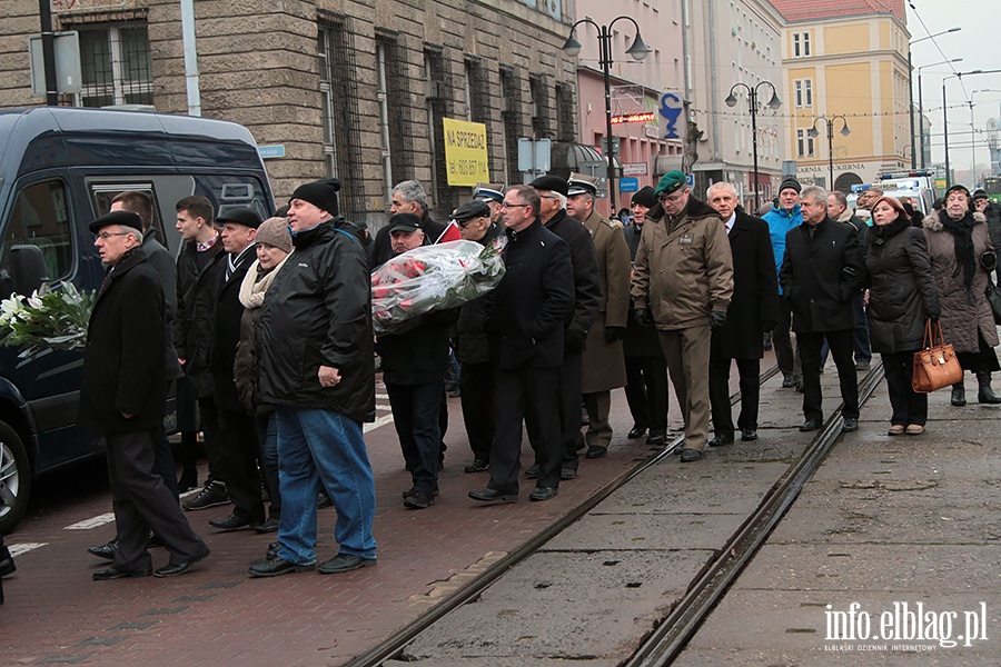 Elblag uczci 46 rocznic masakry grudniowej, fot. 8