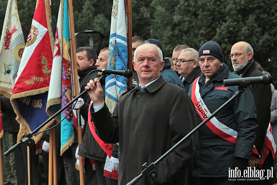 Elblag uczci 46 rocznic masakry grudniowej, fot. 13