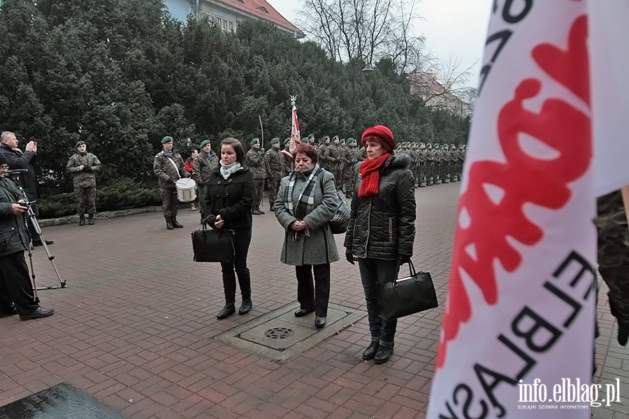 Elblag uczci 46 rocznic masakry grudniowej, fot. 22