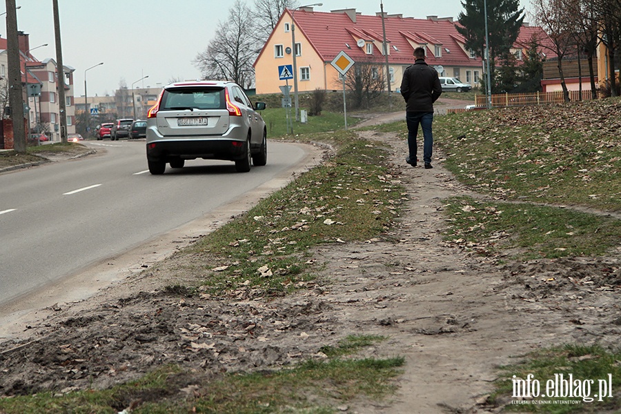 Ulica Konopnicka zabrako 50 m chodnika, fot. 4