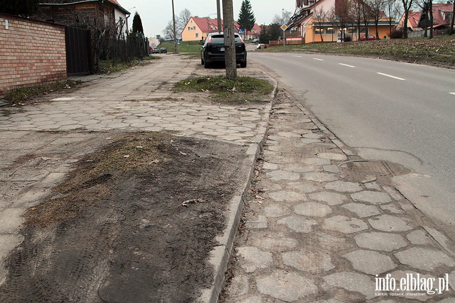 Ulica Konopnicka zabrako 50 m chodnika, fot. 5