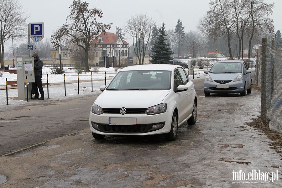 Parkujce samochody, fot. 3