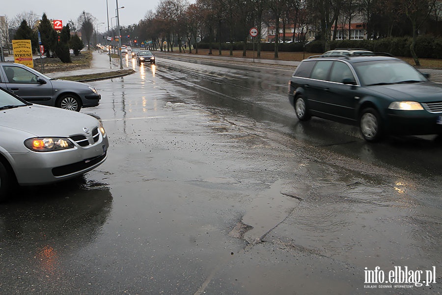 Zima odpuściła, dziury w ulicach zostały, fot. 16