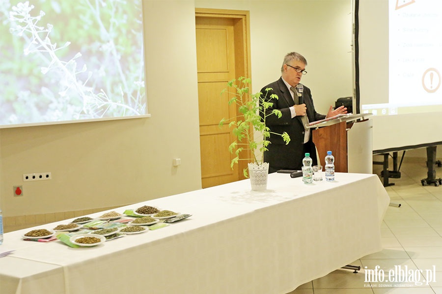 Seniorzy w świecie ziół i naturoterapii, fot. 6
