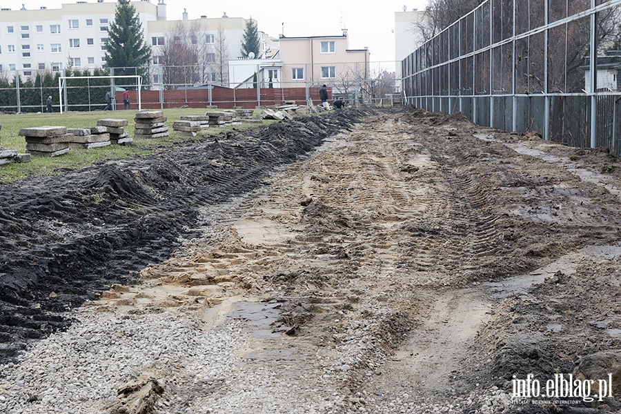 Nowa bienia na terenie ZS nr 1 przy ulicy Korczaka, fot. 9