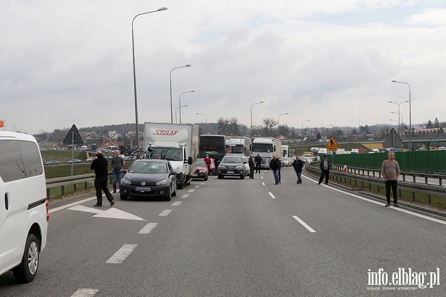 TIR zablokował obwodnicę Elbląga, fot. 3