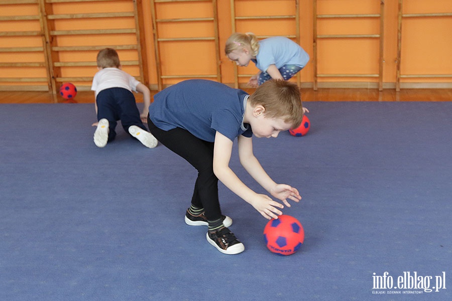 Zajcia sportowe w ramach programu Concordii w przedszkolu Akademia Krasnoludkw, fot. 51