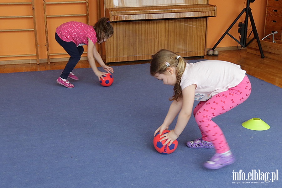 Zajcia sportowe w ramach programu Concordii w przedszkolu Akademia Krasnoludkw, fot. 52