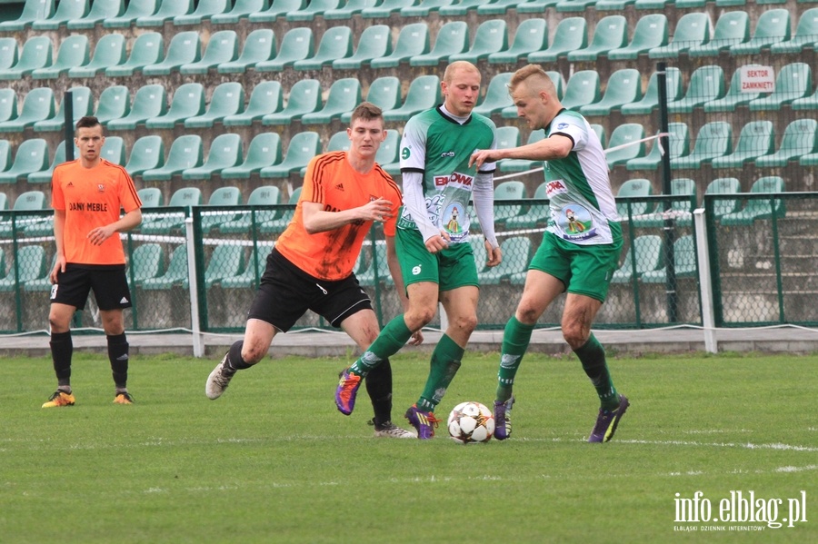 Pelikan owicz - Concordia Elblg 2:2, fot. 12