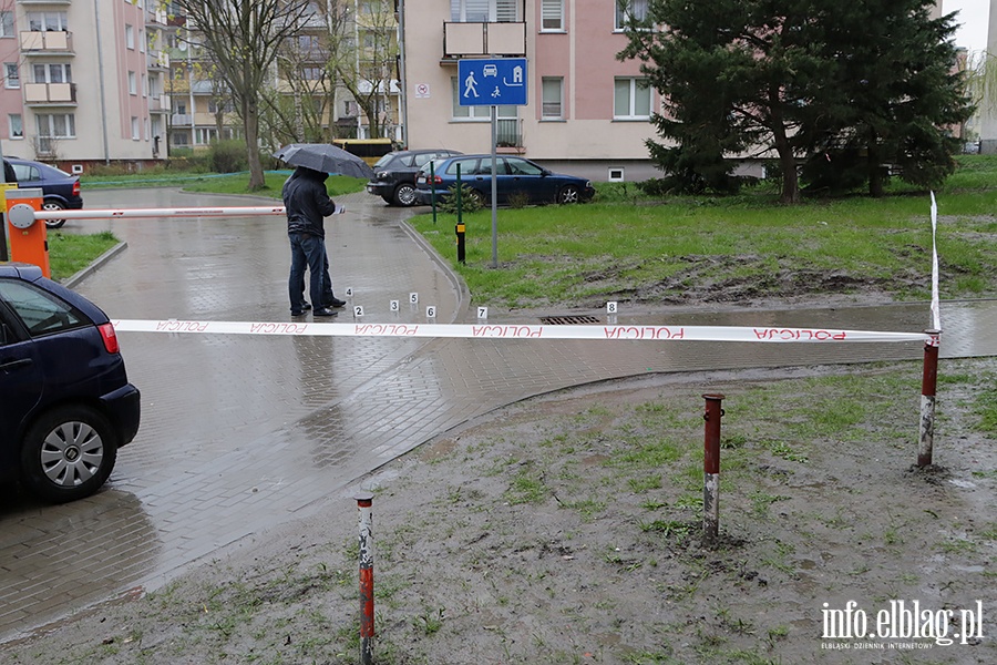 Strzelanina na parkingu przy ulicy Kosynierw Gdyskich, fot. 2