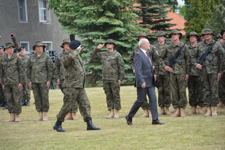 Antoni Macierewicz żegnał I zmianę Polskiego Kontyngentu Wojskowego Łotwa, fot. 22