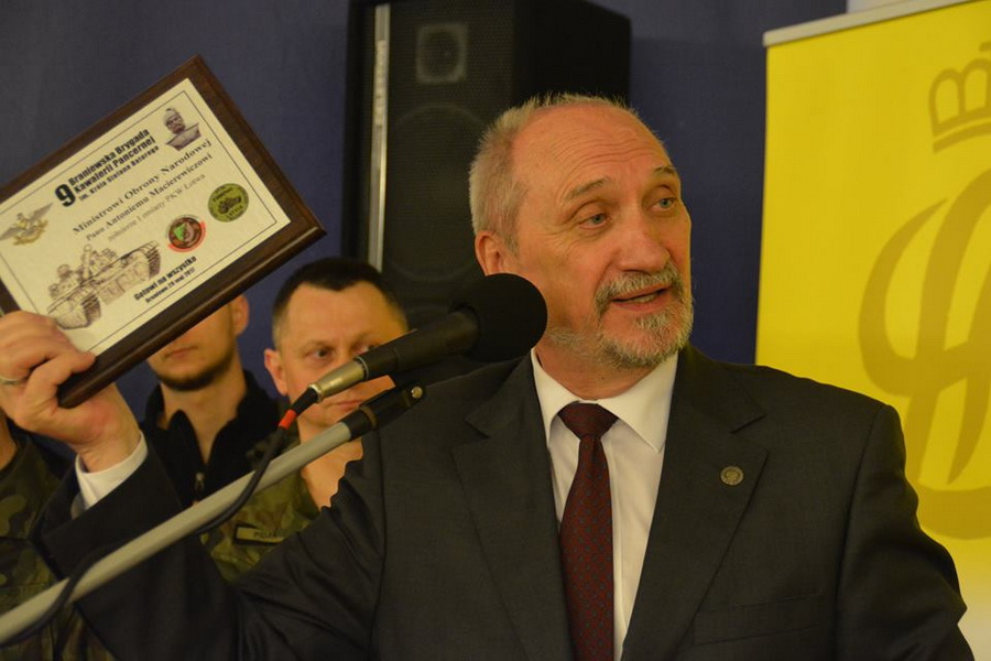 Antoni Macierewicz egna I zmian Polskiego Kontyngentu Wojskowego otwa, fot. 25