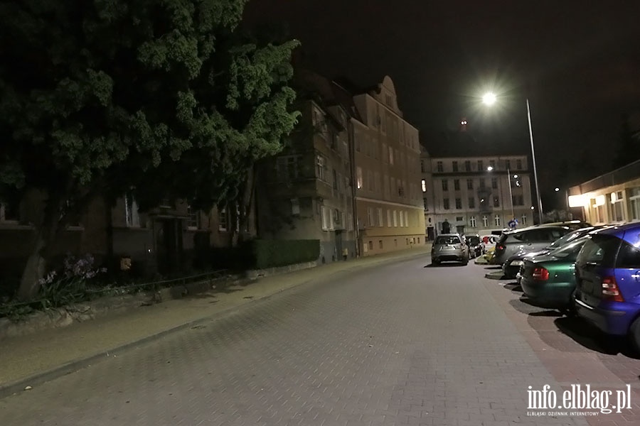 Ratuszowa i Łączności świecą w blasku ledów., fot. 3