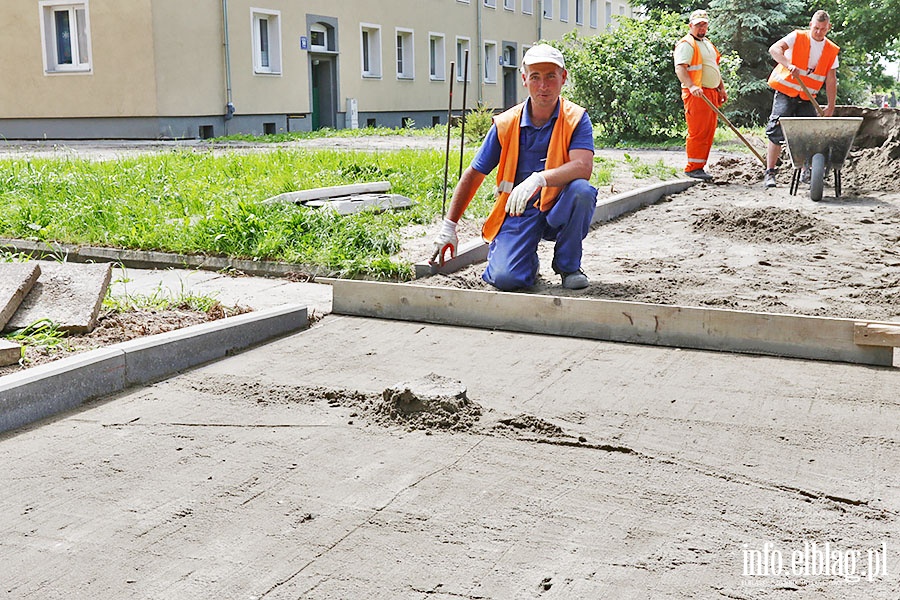 Chodnik na Grottgera doczeka si remontu., fot. 1