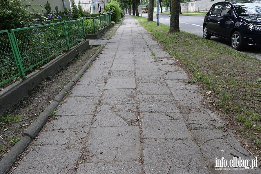 Chodnik na Grottgera doczekał się remontu., fot. 14