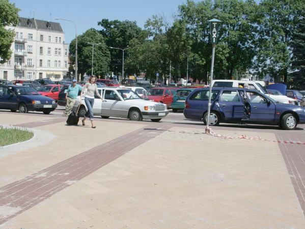 Przebudowa Placu Dworcowego - lipiec 2008, fot. 4