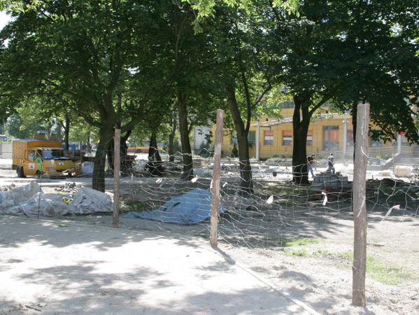Przebudowa Placu Dworcowego - lipiec 2008, fot. 8