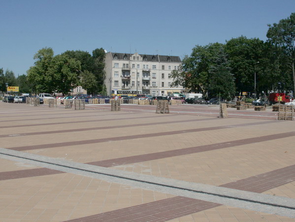 Przebudowa Placu Dworcowego - lipiec 2008, fot. 12