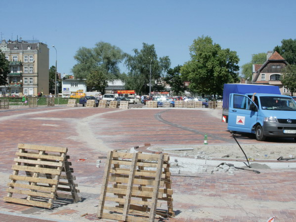Przebudowa Placu Dworcowego - lipiec 2008, fot. 16