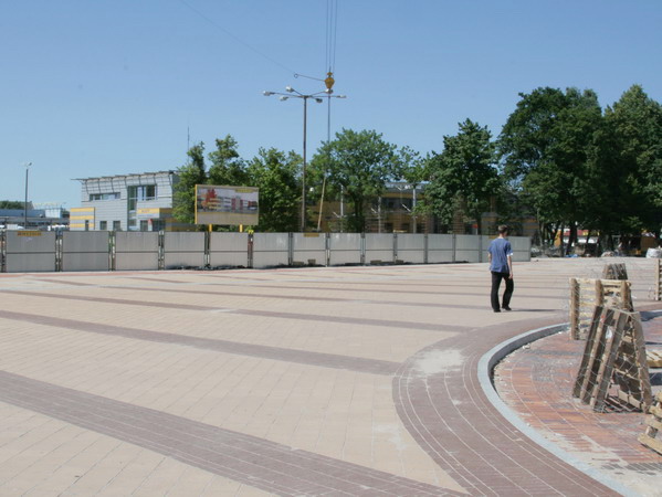 Przebudowa Placu Dworcowego - lipiec 2008, fot. 18