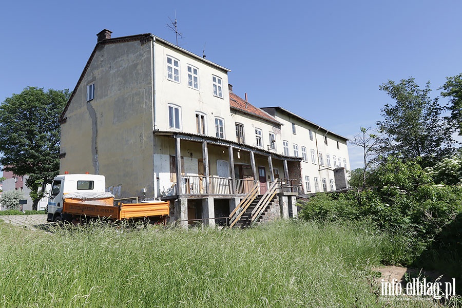 Z Traugutta znikn kolejne dwa stare budynki., fot. 4