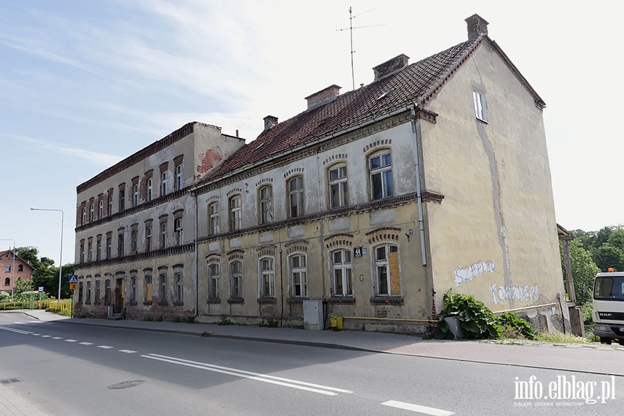 Z Traugutta znikn kolejne dwa stare budynki., fot. 19