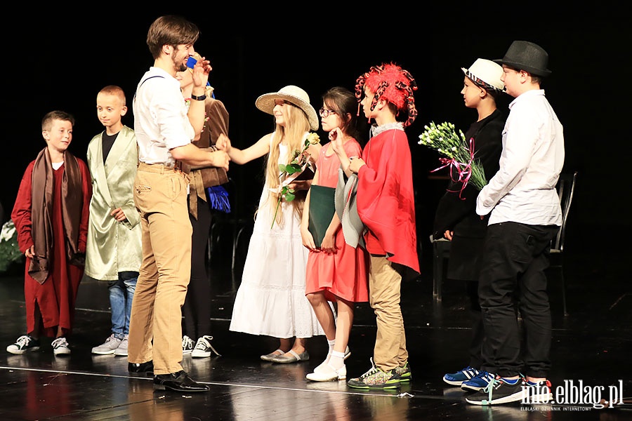 Scen elblskiego Teatru opanowali amatorzy. Jak sobie poradzili?, fot. 17