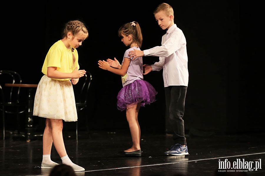 Scen elblskiego Teatru opanowali amatorzy. Jak sobie poradzili?, fot. 23