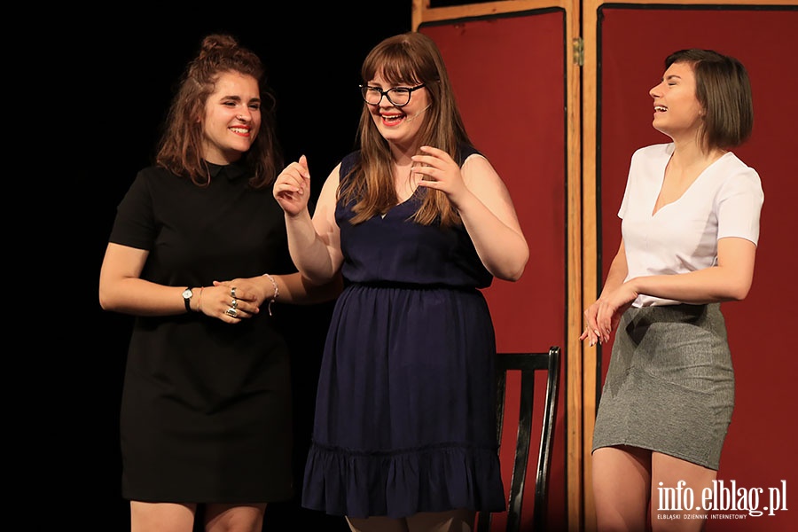 Scenę elbląskiego Teatru opanowali amatorzy. Jak sobie poradzili?, fot. 61