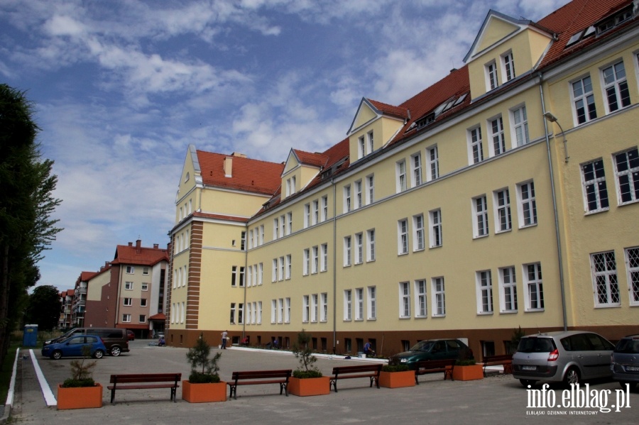 Budynek mieszkalny ETBS przy ul. Saperów 14b, fot. 27