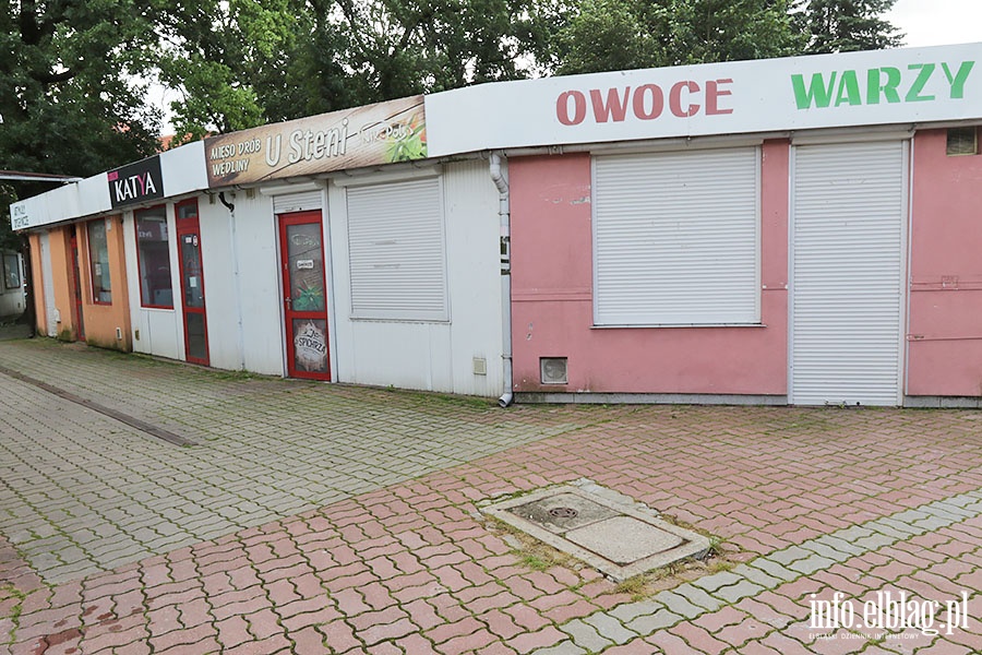 Miasteczko handlowe przy czołgu, fot. 11