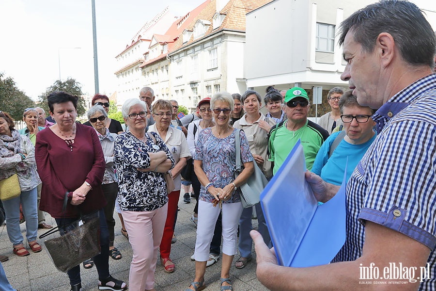 Sobota z przewodnikiem zawitaa do ratusza i cerkwi., fot. 5