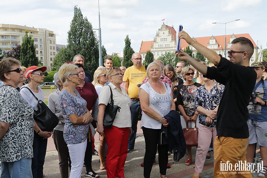 Sobota z przewodnikiem zawitaa do ratusza i cerkwi., fot. 31