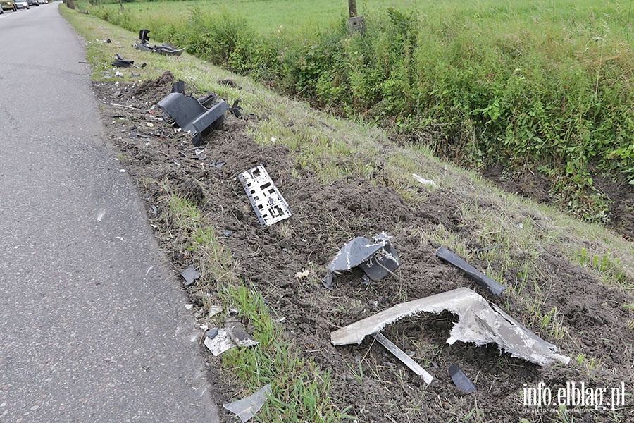 Grozne zderzenie ciarwki z bmw na Mazurskiej, fot. 8