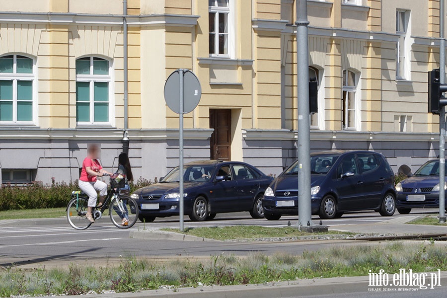 Jazda rowerem po przejciach to w Elblgu codzienno., fot. 3