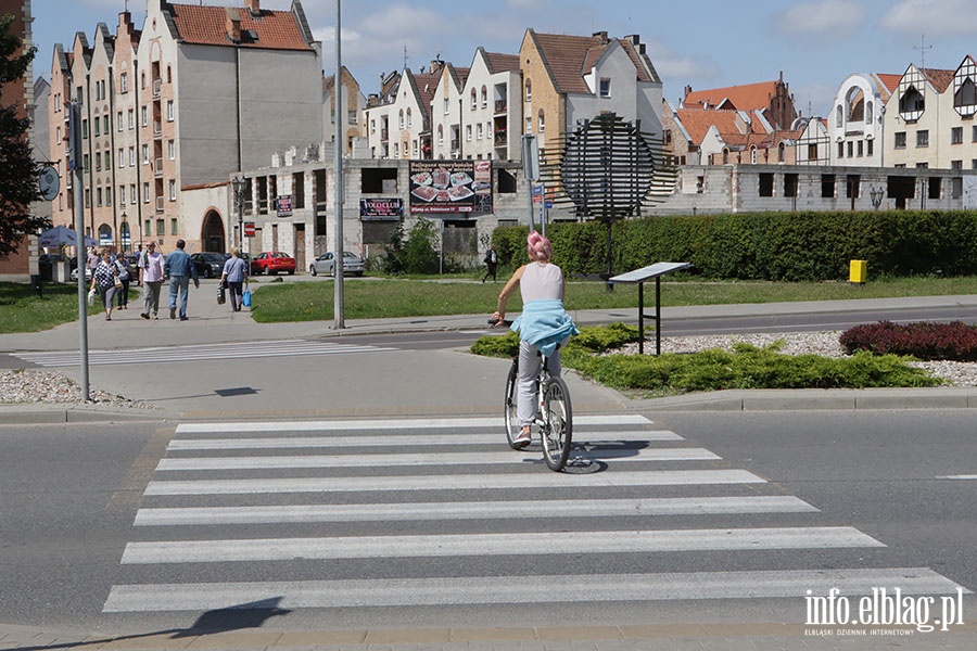 Jazda rowerem po przejciach to w Elblgu codzienno., fot. 11