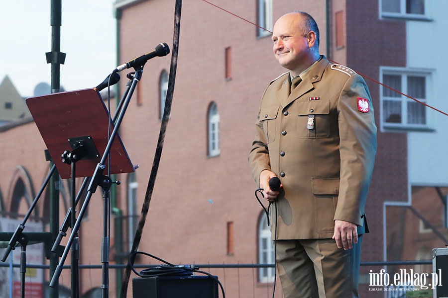 Elblska Orkiestra Wojskowa wystpia na Starwce, fot. 12