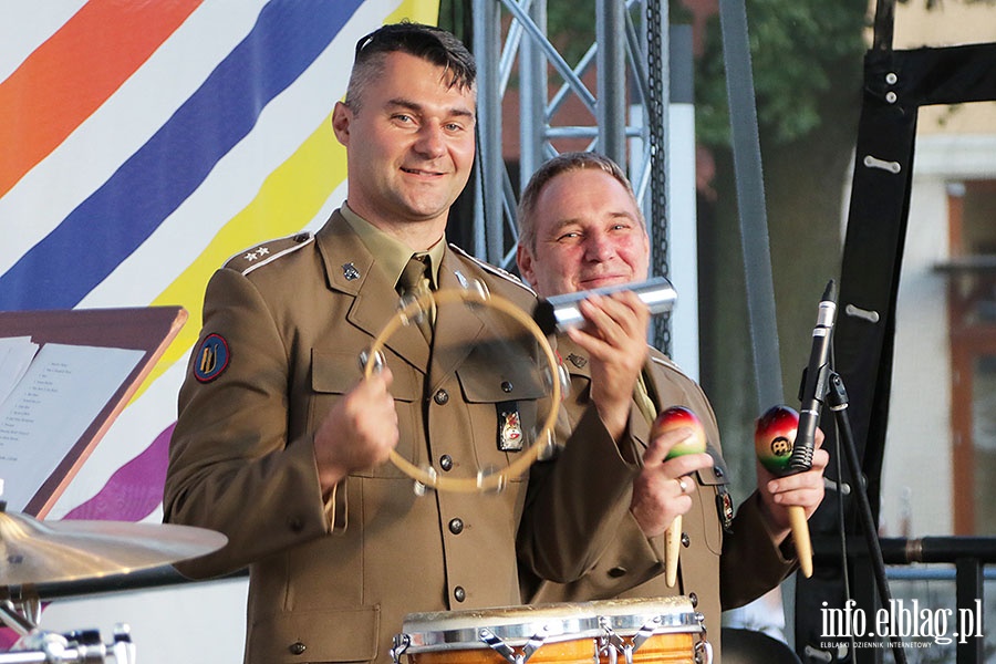 Elblska Orkiestra Wojskowa wystpia na Starwce, fot. 19