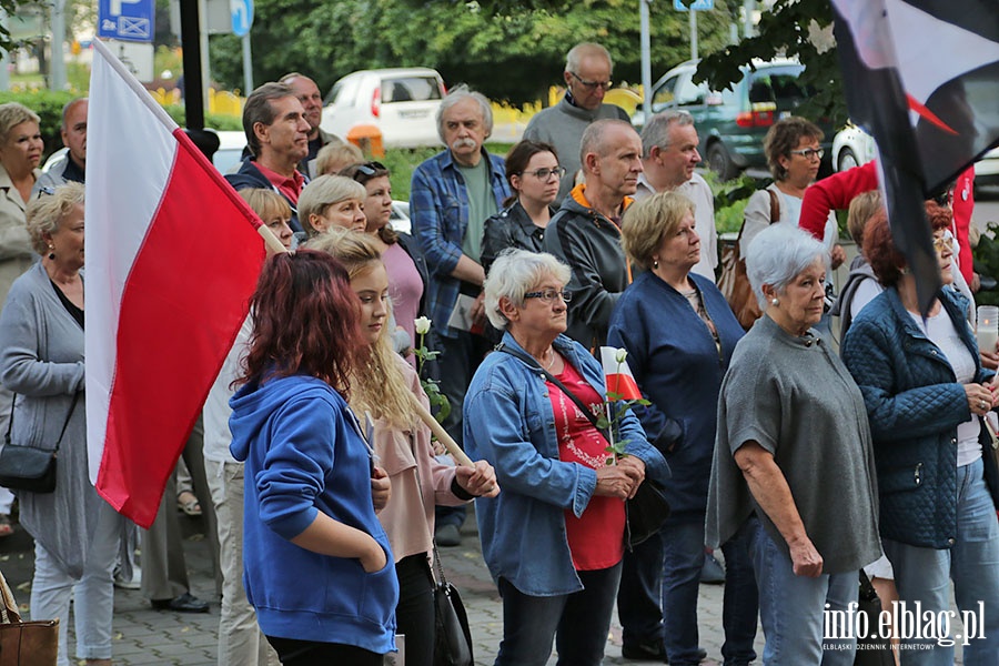 Elblanie poraz kolejny protestowali w obronie sdw., fot. 13