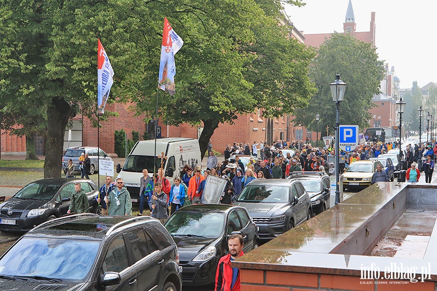 Pielgrzymi z Elblga ruszyli na Jasn Gr, fot. 21