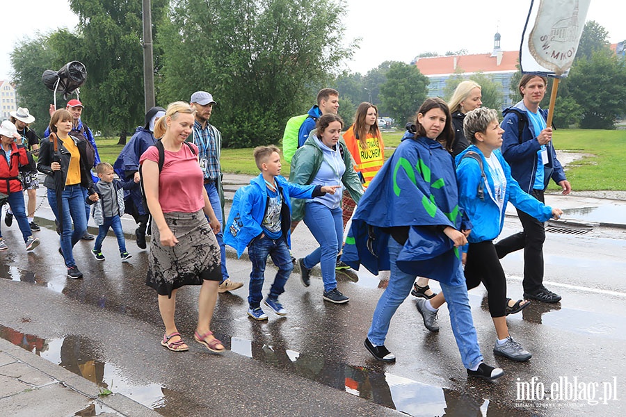 Pielgrzymi z Elblga ruszyli na Jasn Gr, fot. 45