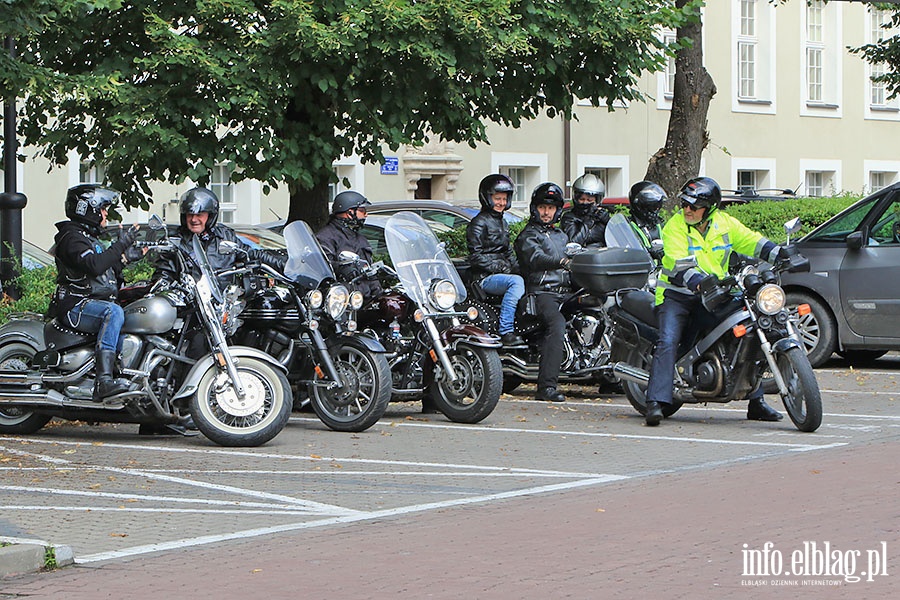 Motocykliści z Zielonej Góry przed elbląskim sądem, fot. 10