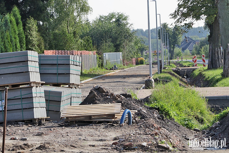 Budowa nowej cieki rowerowej wzdu Fromborskiej., fot. 16