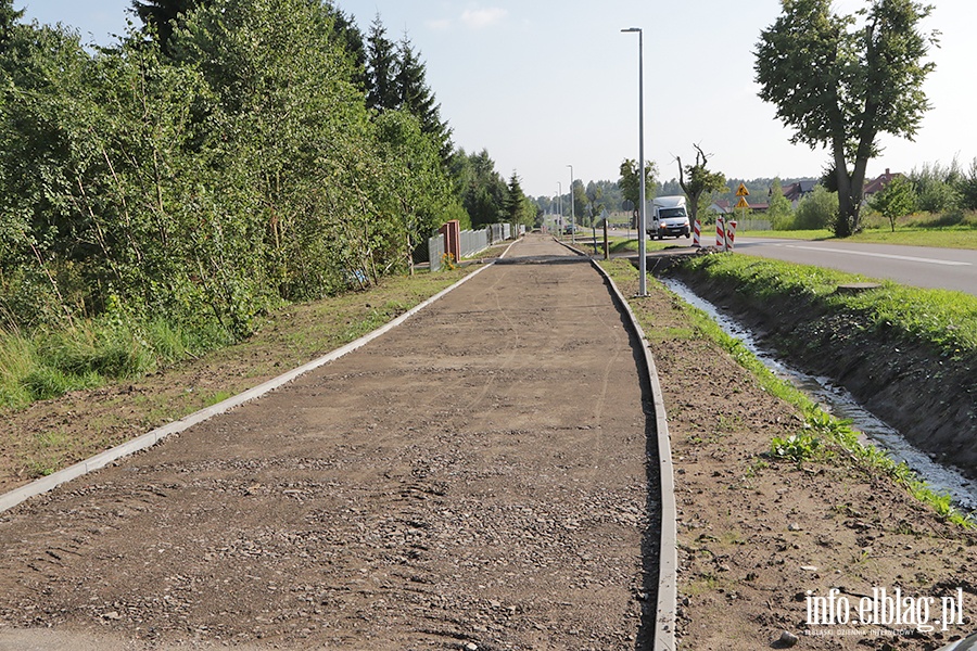 Budowa nowej cieki rowerowej wzdu Fromborskiej., fot. 19