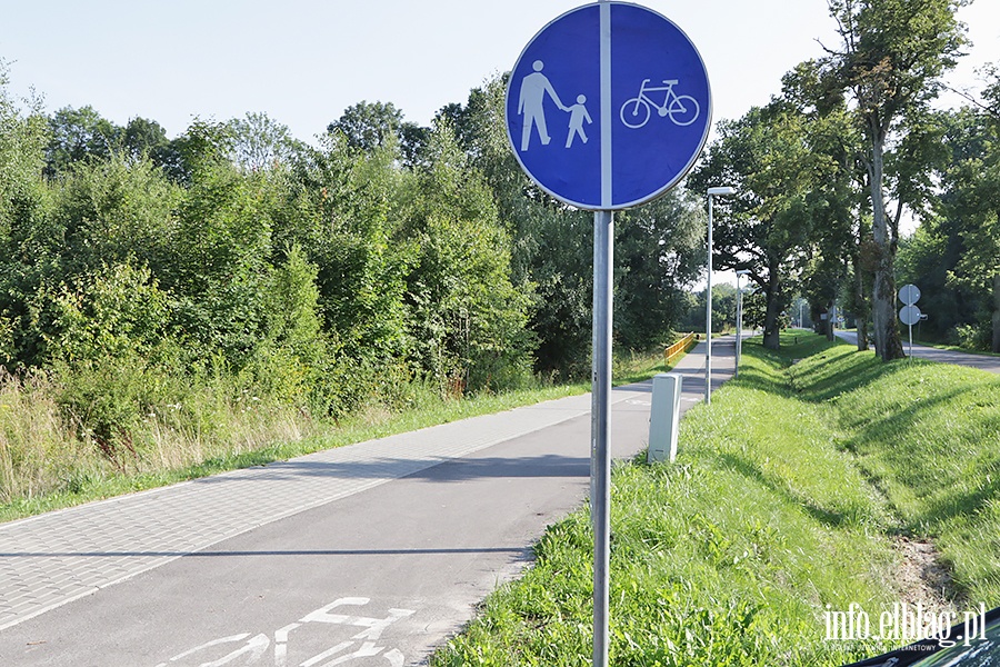 Budowa nowej ścieżki rowerowej wzdłuż Fromborskiej., fot. 32