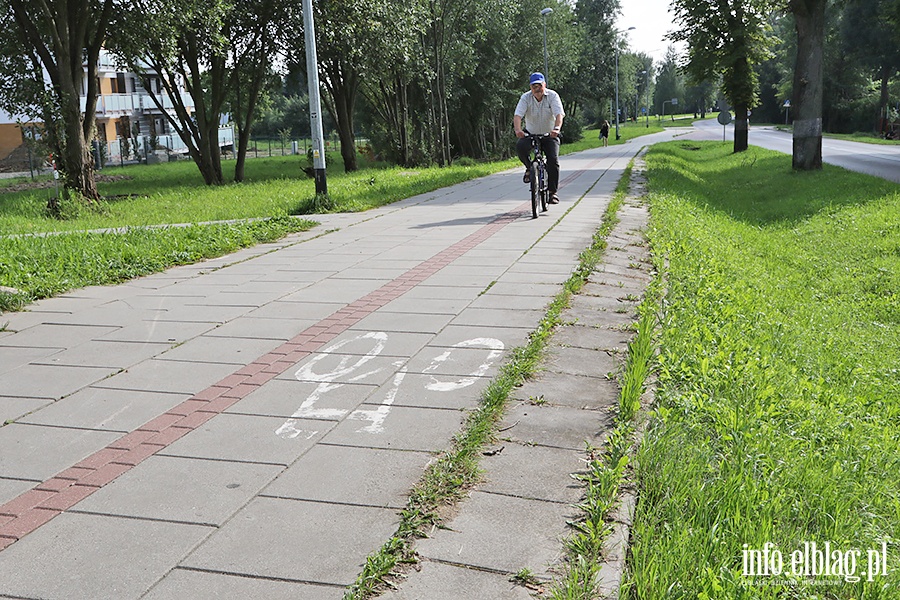 Budowa nowej cieki rowerowej wzdu Fromborskiej., fot. 37