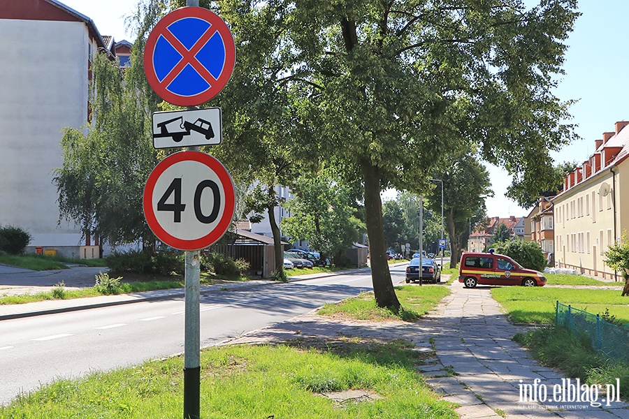 Straż Miejska nieprawidłowo parkujące samochody, fot. 3